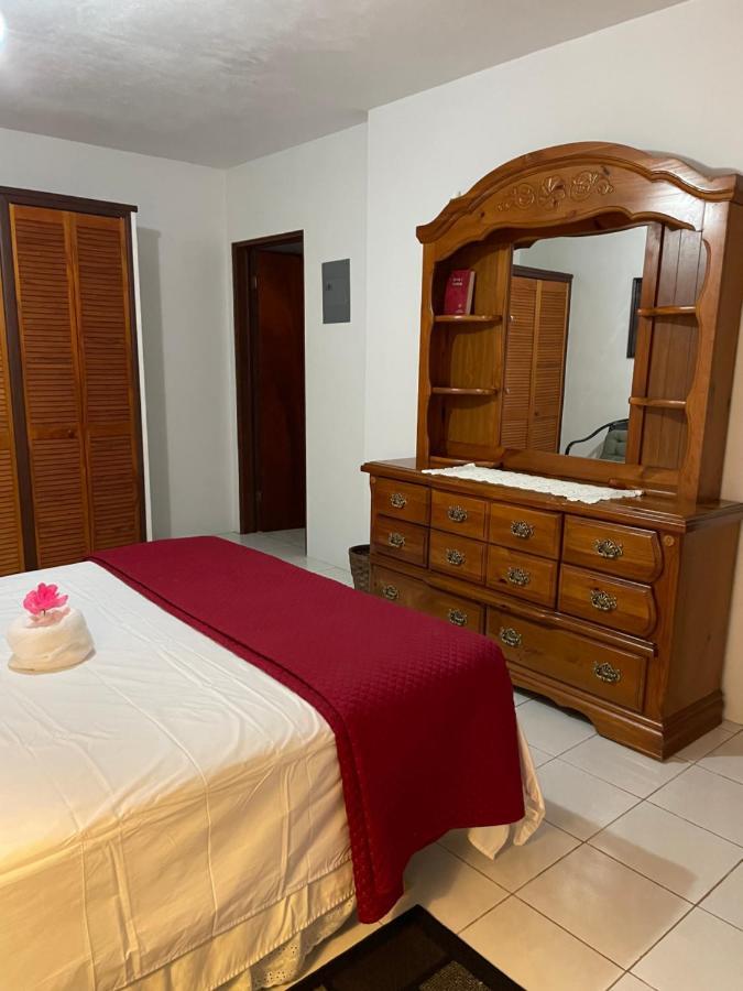 Luxurious One And Two Bedroom Villa Christiansted Eksteriør billede