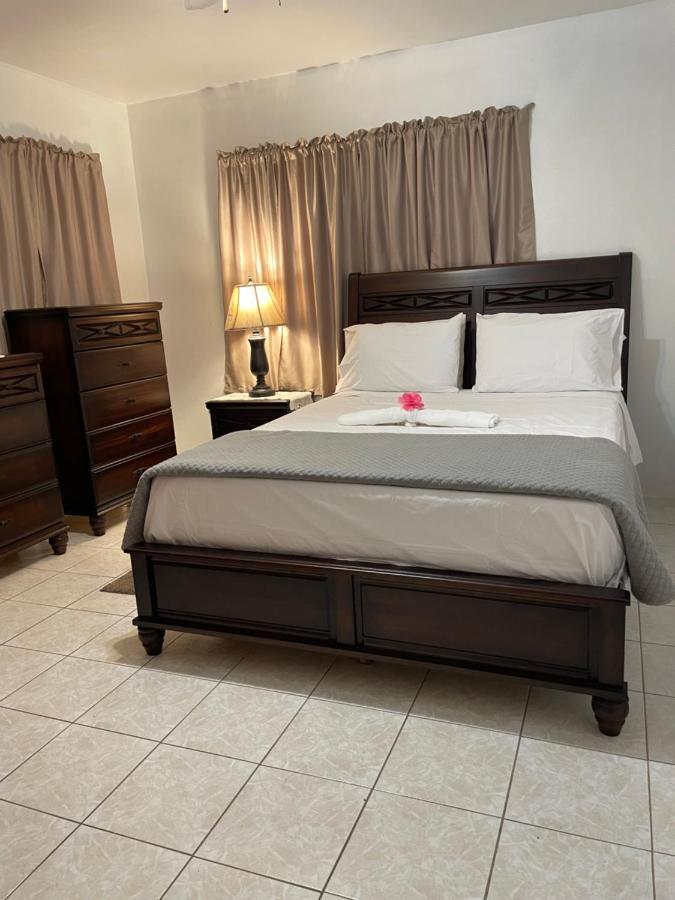 Luxurious One And Two Bedroom Villa Christiansted Eksteriør billede