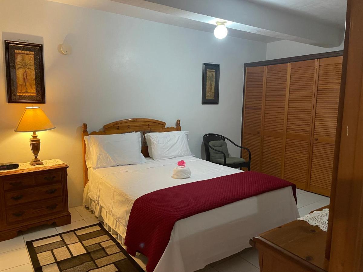 Luxurious One And Two Bedroom Villa Christiansted Eksteriør billede