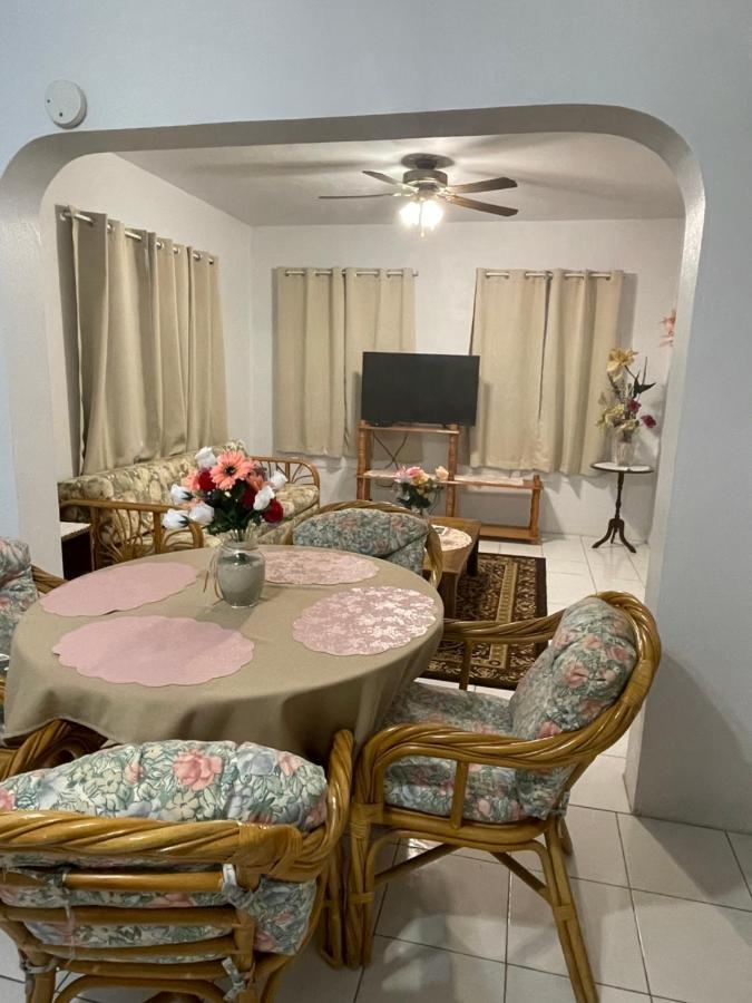 Luxurious One And Two Bedroom Villa Christiansted Eksteriør billede